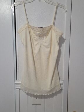 Younique Cream Lace-Trim Camisole